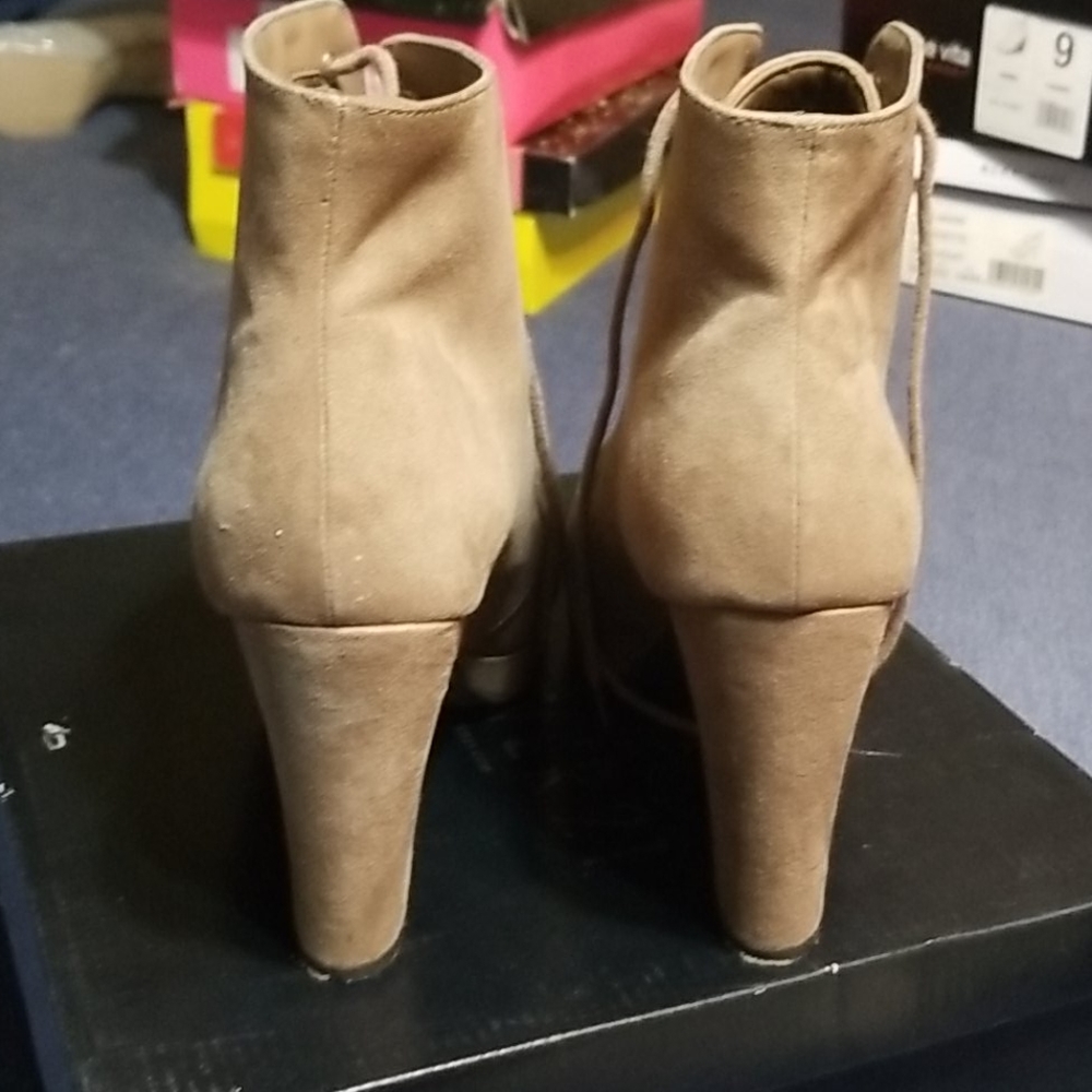 Booties - Picture 4 of 4